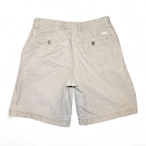 Izod Men's Izod Saltwater Flat Front Chino relaxed fit Tan Shorts 32WX9L - Picture 2 of 4
